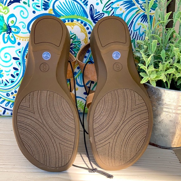 Memory Foam Sandals - Picture 4 of 7